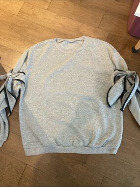 SHEIN Light Gray Crewneck Sweatshirt with Sleeve Tie Detail
